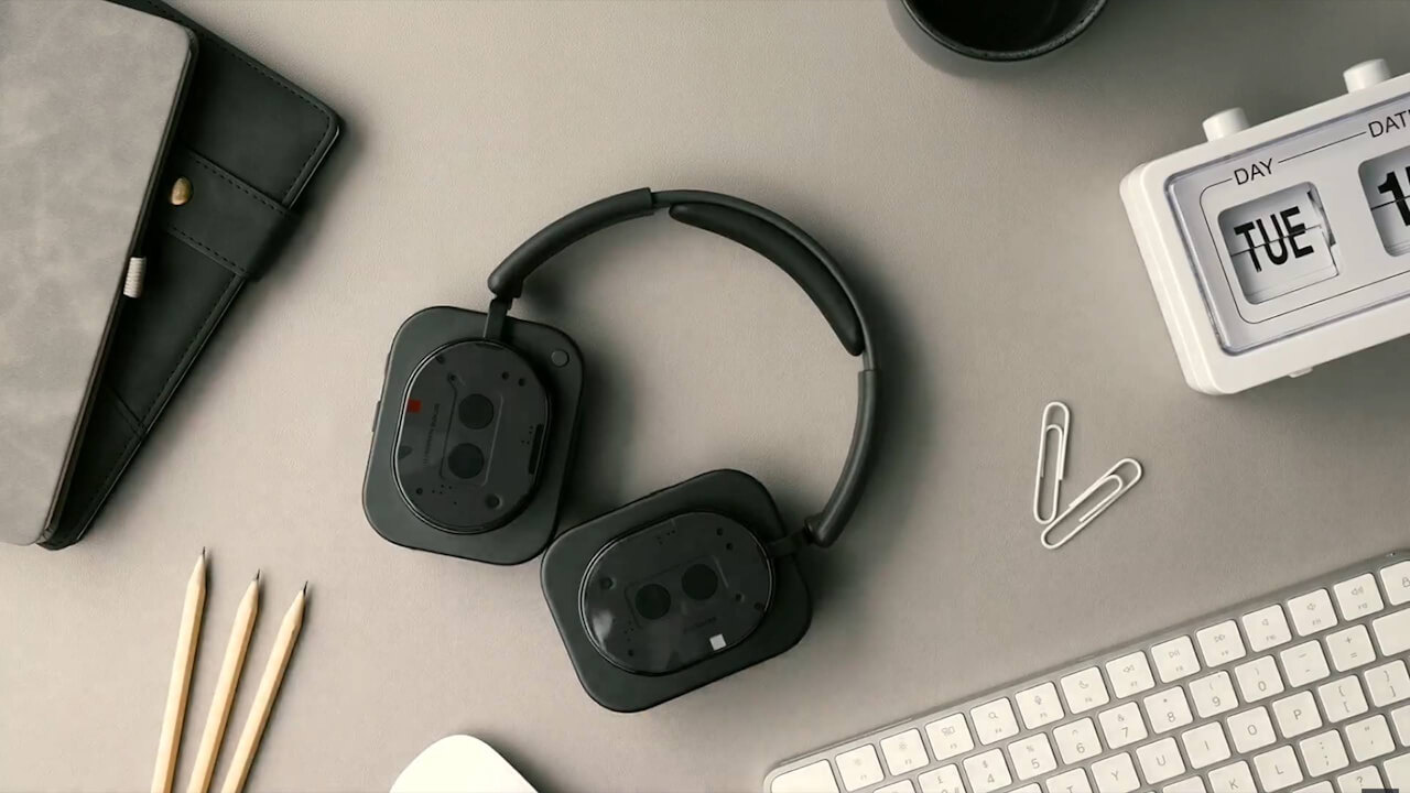 Nothing Headphone (1)