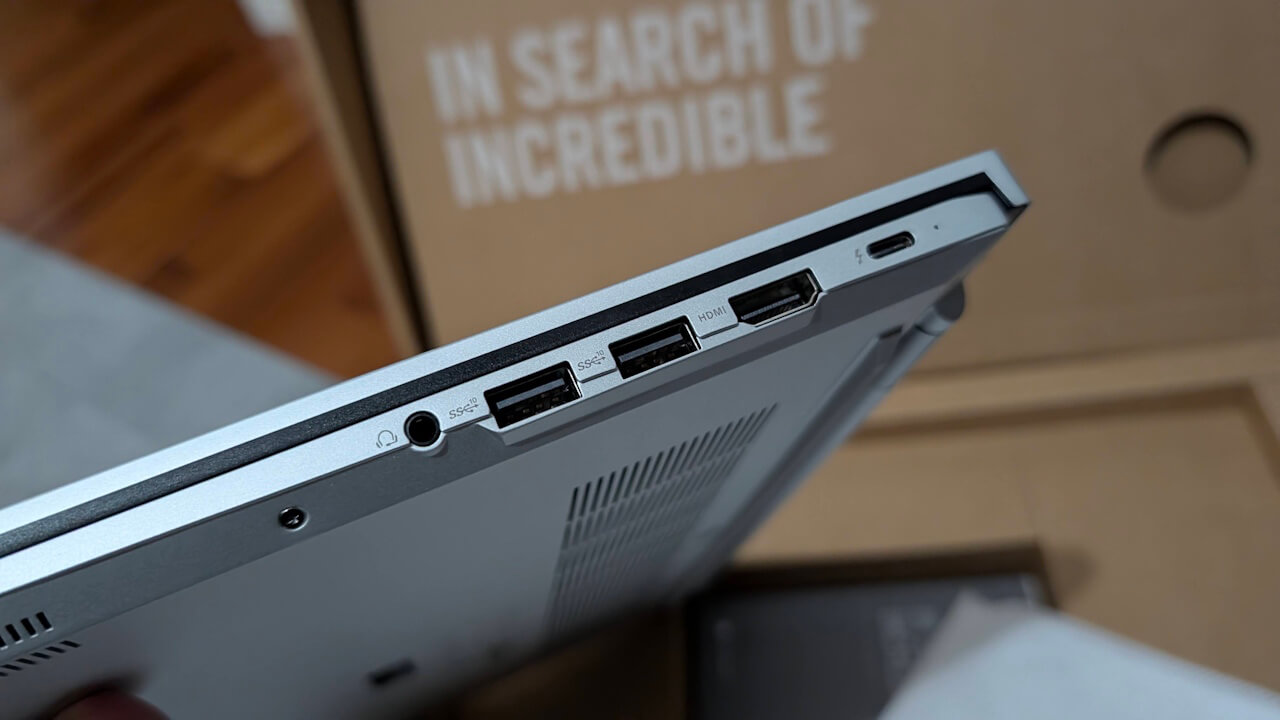 ASUS ExpertBook CX54 Chromebook Plus