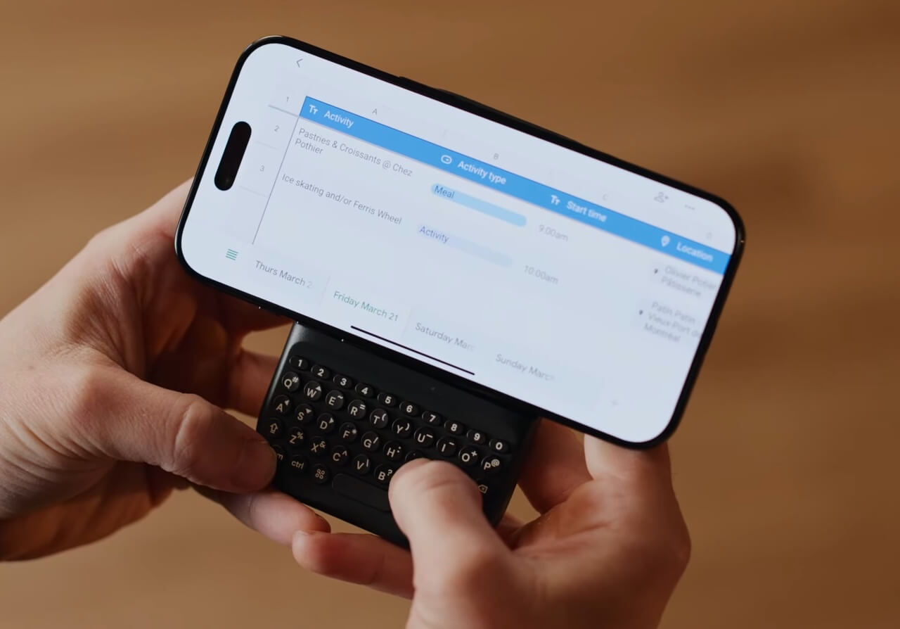 Clicks Power Keyboard