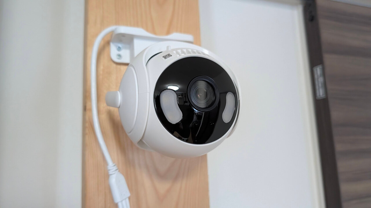 LANポート搭載の本格派！「SwitchBot 屋外パンチルトカメラ5MP」【PR】