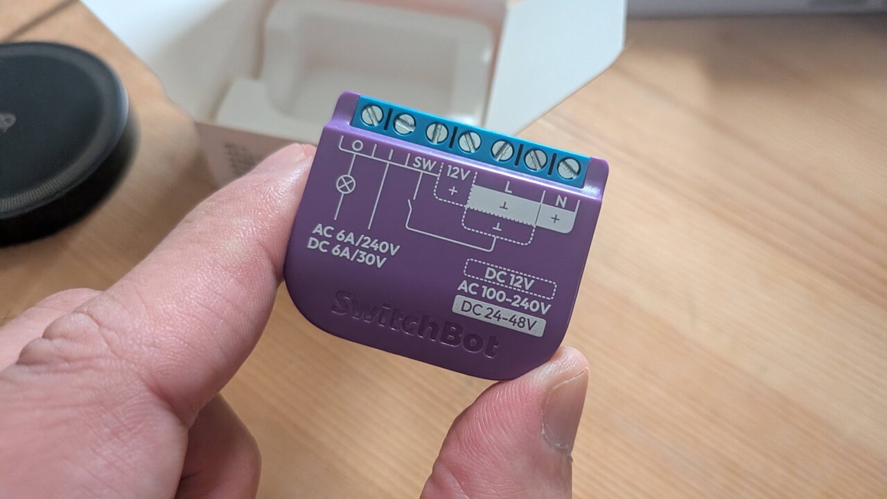 「SwitchBot リレースイッチ1」日本向けにローカライズ